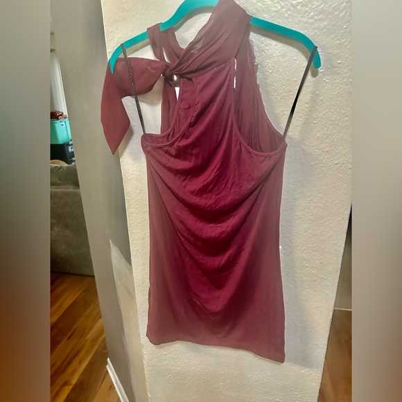 Adorable Deep Red ruffled halter top with tie around neck. Twelve by Twelve! - Picture 4 of 5